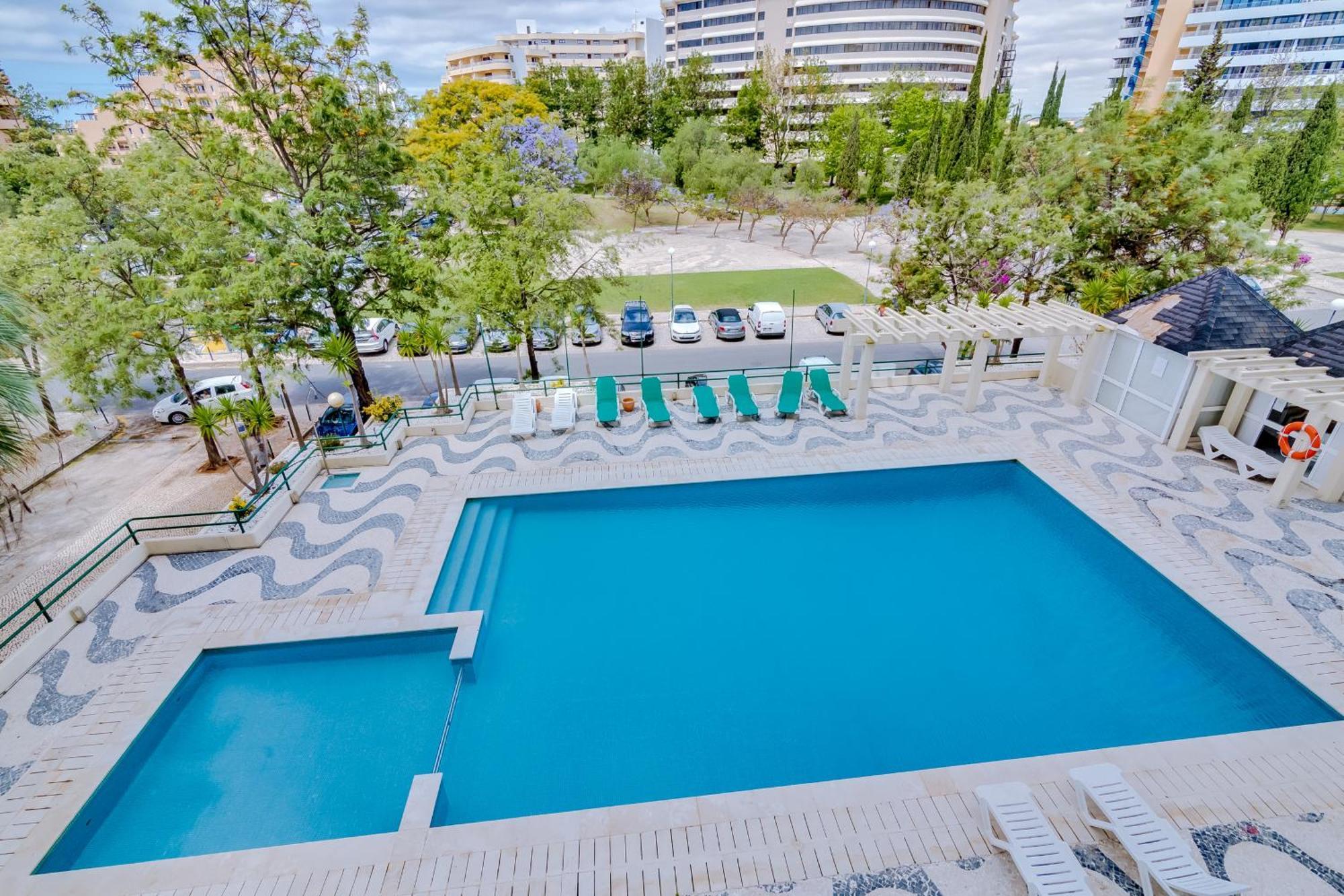 Talia - Pool City Center - فيلامورا المظهر الخارجي الصورة